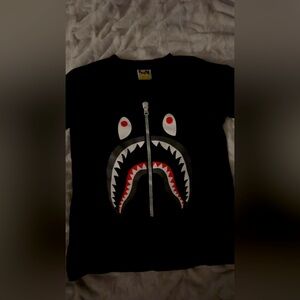 Women’s bape og shark shirt real barely worn